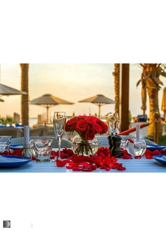 The Ritz-Carlton, Dubai Nightlife and clubbing Seaside Love Affair At Palm Grill UAE