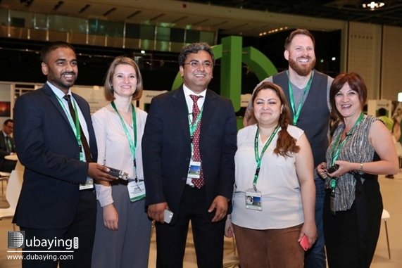 Social Schneider Electric Power to the Cloud UAE