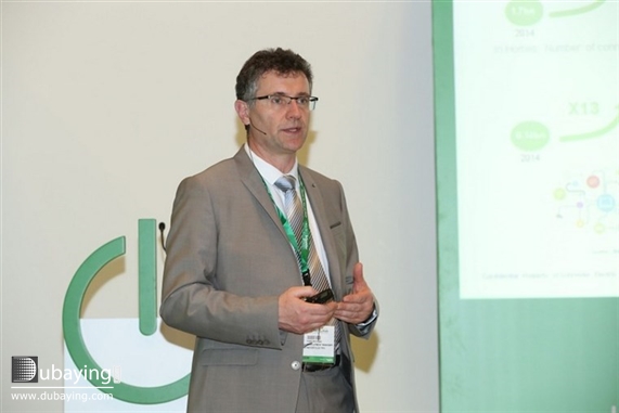 Social Schneider Electric Power to the Cloud UAE