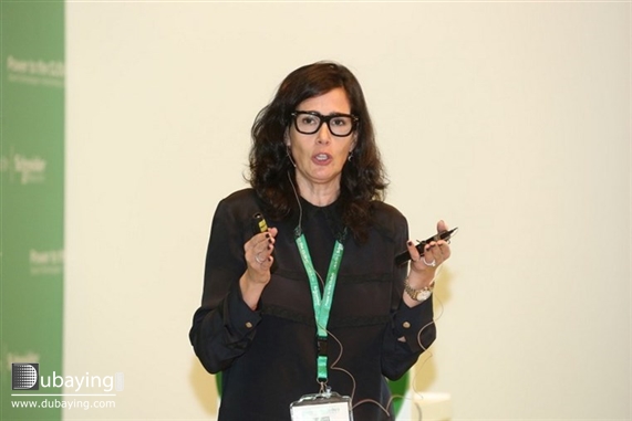 Social Schneider Electric Power to the Cloud UAE